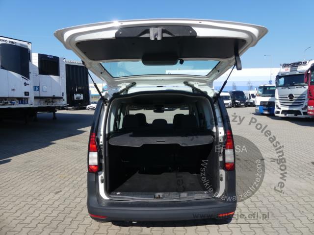 13 - Volkswagen Caddy 2.0 TDI Kombi 2021r. DW1PK61 Magnice