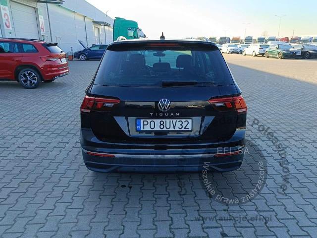 4 - Volkswagen Tiguan 1.5 TSI EVO Life DSG 2021r. PO8UV32 UWAGA!! Pojazd znajduje się w lokalizacji: Warszawa, Al. Krakowska 7, 02-183 Warszawa