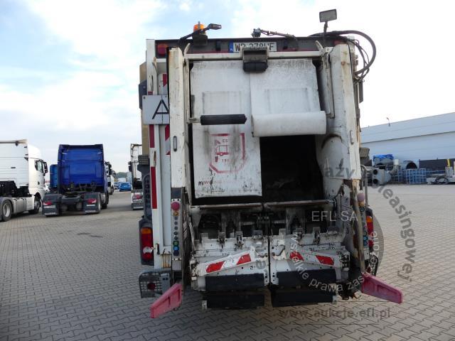 5 - MAN TGS 28.320 6X2-4 BL 2018r.