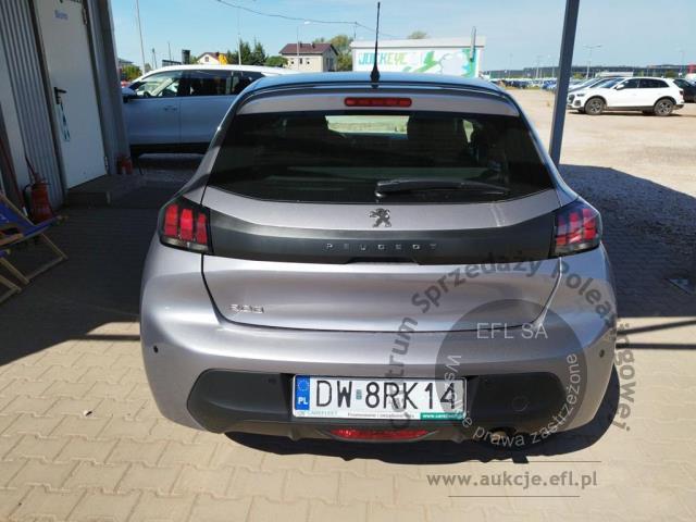 6 - Peugeot  208  2021r. DW8RK14 Pojazd znajduje się w firmie ARCTOS GROUP sp. z o.o. Al. Krakowska 7, 02-183 Warszawa