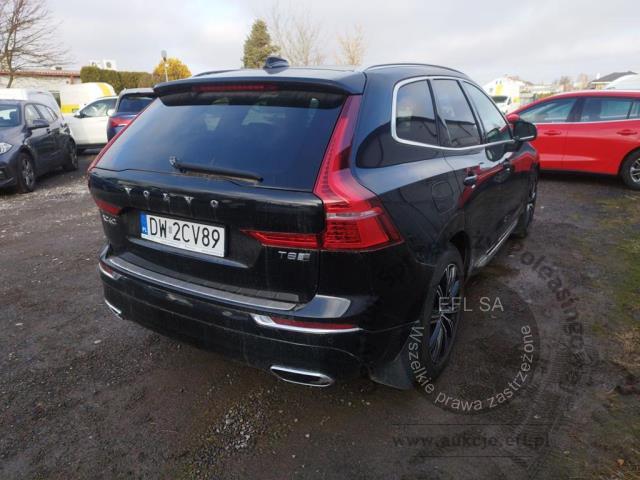 4 - Volvo  XC60 T8 AWD Plug-In Hybrid 2019r. DW2CV89  Pojazd znajduje się w firmie ARCTOS GROUP sp. z o.o. Al. Krakowska 7, 02-183 Warszawa