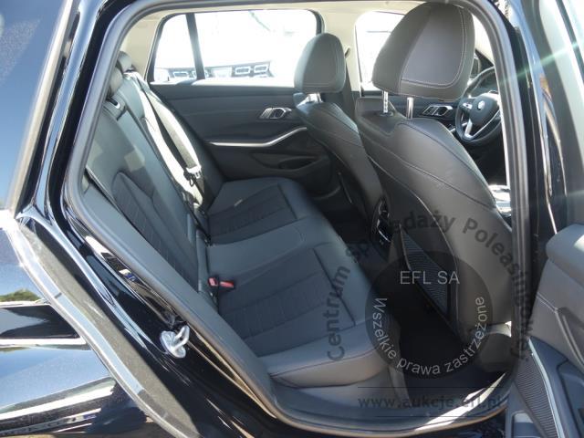 12 - BMW 320i Touring Automat 2023r. WZ772GK UWAGA!! Pojazd znajduje się w firmie AUTO MOTO CENTRUM sp. z o.o. ul. Ostrowska 328 (przy Trasie Katowickiej) 61-312 Poznań
