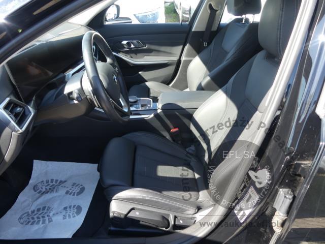 7 - BMW 320i Touring Automat 2023r. WZ772GK UWAGA!! Pojazd znajduje się w firmie AUTO MOTO CENTRUM sp. z o.o. ul. Ostrowska 328 (przy Trasie Katowickiej) 61-312 Poznań