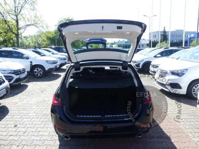 10 - BMW 320i Touring Automat 2023r. WZ772GK UWAGA!! Pojazd znajduje się w firmie AUTO MOTO CENTRUM sp. z o.o. ul. Ostrowska 328 (przy Trasie Katowickiej) 61-312 Poznań