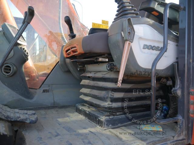 12 - Koparka gąsienicowa Doosan DX180LC 2012r.