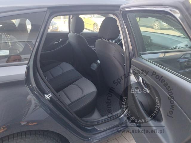 11 - Hyundai i30 1.6 D Classic + DCT 2021r. WW657ST Magnice