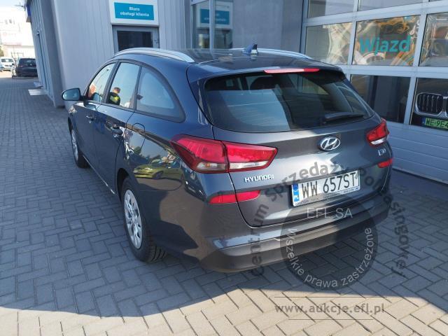4 - Hyundai i30 1.6 D Classic + DCT 2021r. WW657ST Magnice