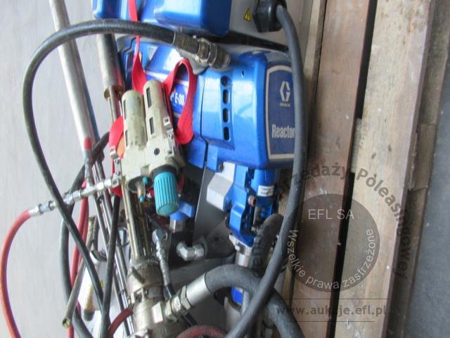 7 - Zestaw do natrysku piany GRACO –REACTOR E30, Pistolet do natrysku piany poliuretanowej PUR