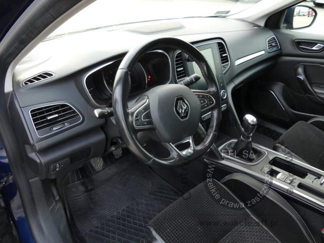 5 - RENAULT MEGANE 1.3 TCe 140KM KOMBI 2020r.