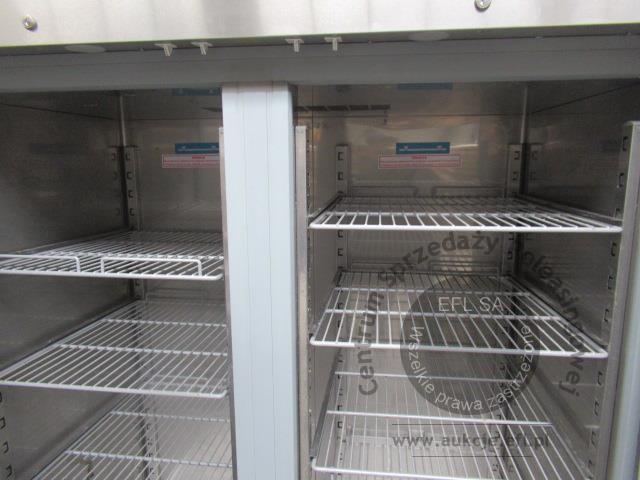 2 - Szafa chłodnicza Krosno Metal Rilling