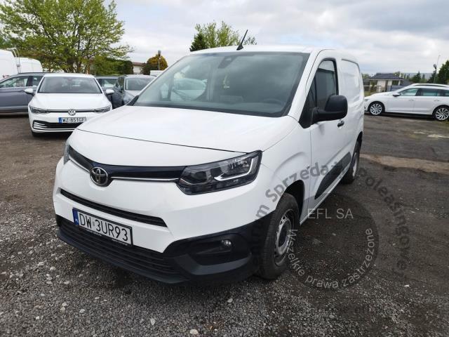 1 - Toyota Proace City 1.5 D-4D Standard  2022r. DW3UR93 Pojazd znajduje się w firmie ARCTOS GROUP sp. z o.o. Al. Krakowska 7, 02-183 Warszawa