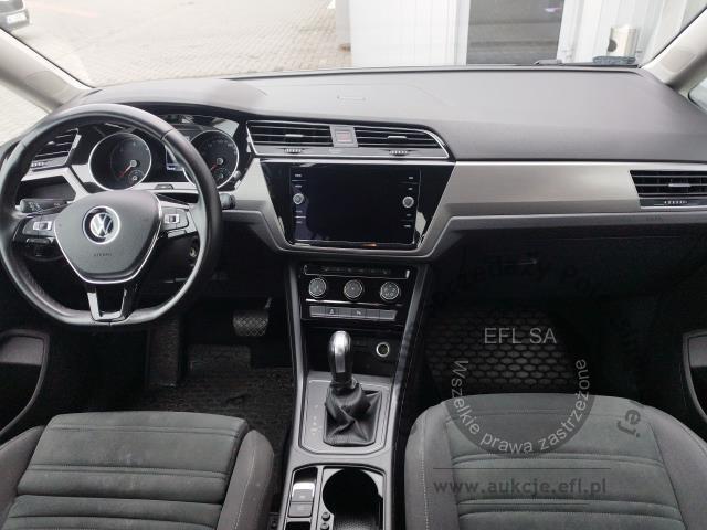 10 - Volkswagen Touran 2.0 TDI BMT Comfortline 2021r. PO4TF01 UWAGA!! Pojazd znajduje się w lokalizacji: Jawornik 90, Myślenice 32-400
