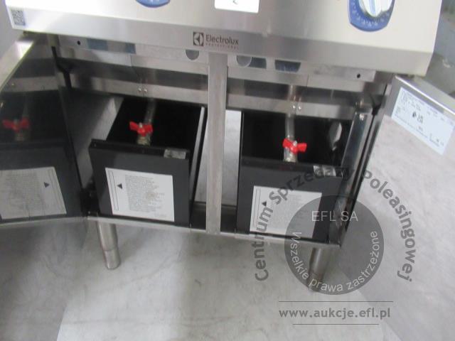 4 - Frytkownica elektryczna Electrolux 2x15L  2023r.