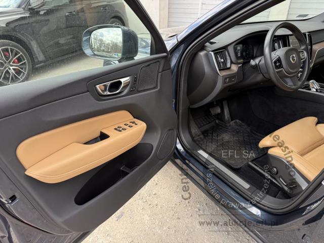 10 - VOLVO XC60 B5 D AWD Inscription aut 2021r. GD751XT Pojazd znajduje się w firmie MDM AUTO sp. z o.o. ul. Morska 78A, 81-225 Gdynia