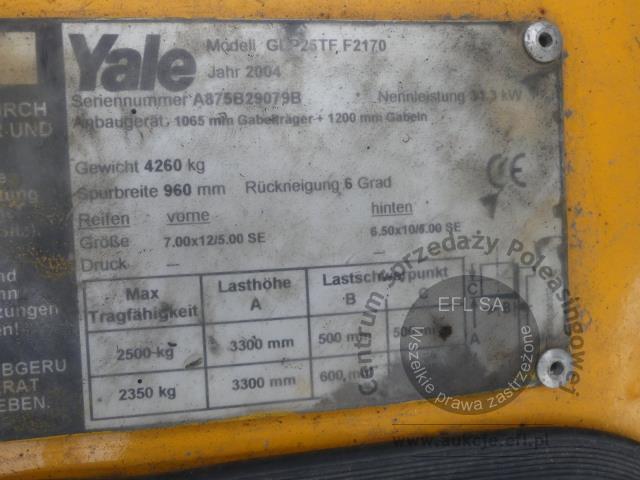 12 - Wózek widłowy Yale GLP25TF  2004r.