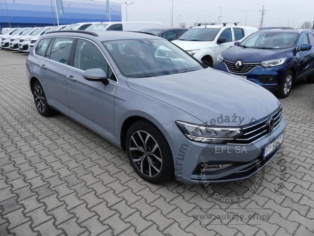 2 - VOLKSWAGEN  PASSAT VARIANT 2.0 TDI 150KM 2023r.