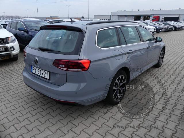 12 - VOLKSWAGEN  PASSAT VARIANT 2.0 TDI 150KM 2023r.