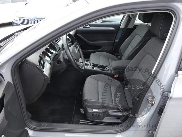 7 - VOLKSWAGEN  PASSAT VARIANT 2.0 TDI 150KM 2023r.