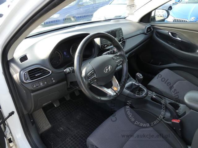 6 - Hyundai i30 1.6 D Classic + 2021r. DW1PF01 UWAGA!! Pojazd znajduje się w firmie AUTO MOTO CENTRUM sp. z o.o. ul. Ostrowska 328 (przy Trasie Katowickiej) 61-312 Poznań