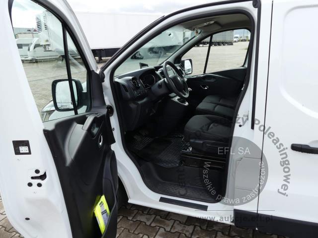 6 - RENAULT TRAFIC 2.0 DCI 120KM FURGON 2021r.