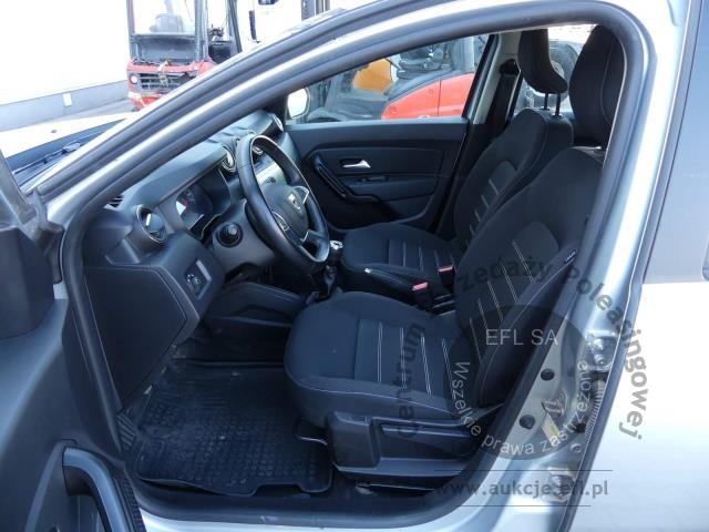 7 - Dacia Duster 1.5Blue dCi Comfort 4WD 2022r. DW8TM42 Magnice