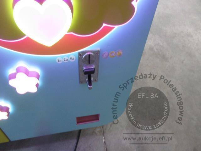 6 - Automat vendingowy do waty cukrowej CT-606