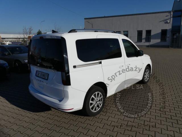 4 - Ford Tourneo Connect 2.0 Titanium  2022r. DW8VM87 Magnice