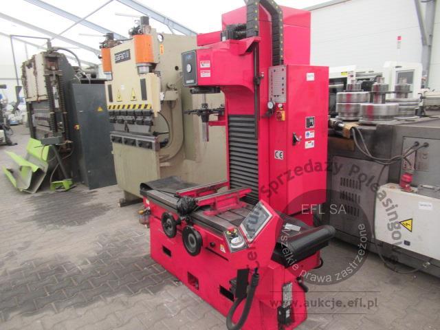 2 - Pionowa frezarko wytaczarka SJMC Machine Tools  2025r.