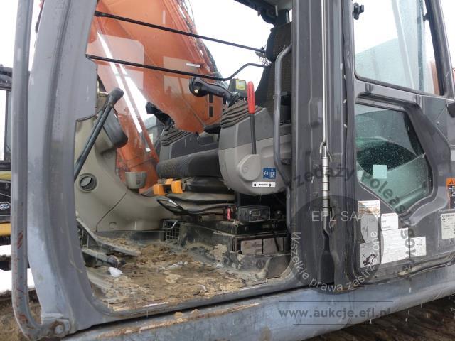 13 - Koparka Gąsienicowa Hitachi ZX225USLC-3 2010r.