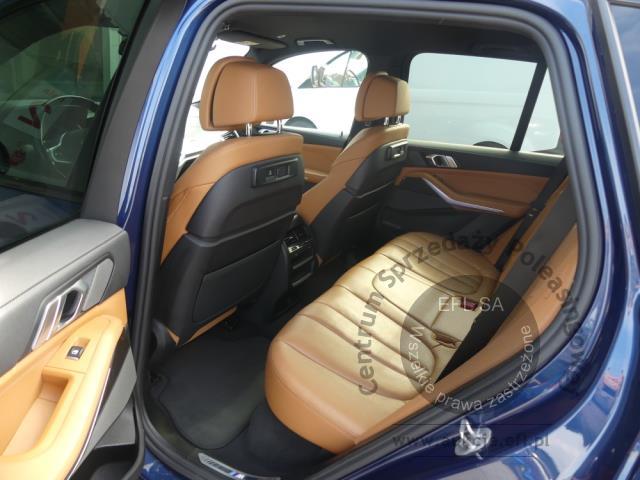 11 - BMW X5 XDRIVE 40D 2022r.