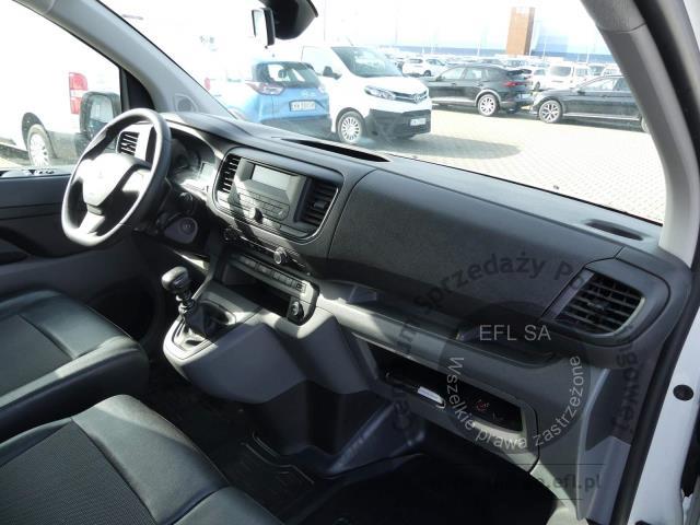 14 - Toyota Proace 2.0 D-4D Long 3,1t 2022r. DW8TM79 Magnice