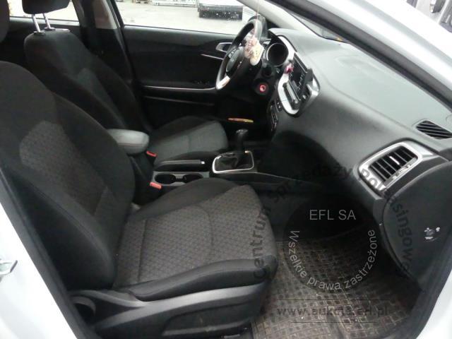 13 - Kia Ceed 1.0 T-GDI S Kombi 2022r. DW2SY79 Magnice