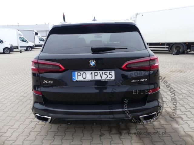 10 - BMW X5 XDRIVE 30D 265KM 2019r.