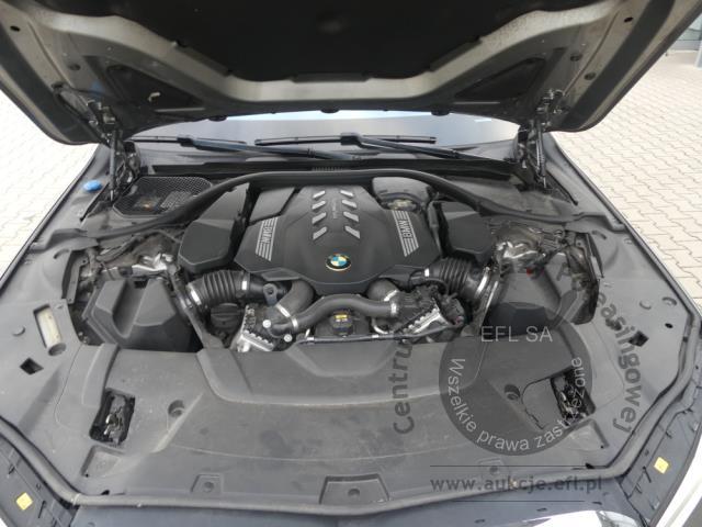 7 - BMW 750I XDRIVE 2021r.