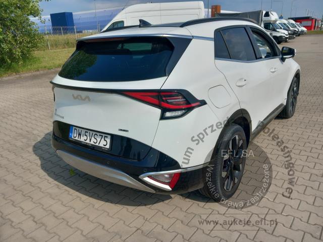 13 - KIA SPORTAGE 1.6 T-GDI PHEV AWD 2023r.