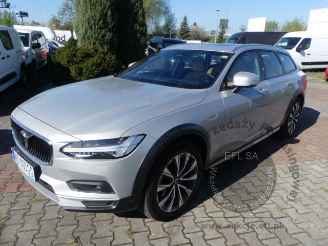 1 - Volvo V90 Cross Country B5 D AWD 2023r. WZ005GG UWAGA!! Pojazd znajduje się w firmie AUTO MOTO CENTRUM sp. z o.o. ul. Ostrowska 328 (przy Trasie Katowickiej) 61-312 Poznań