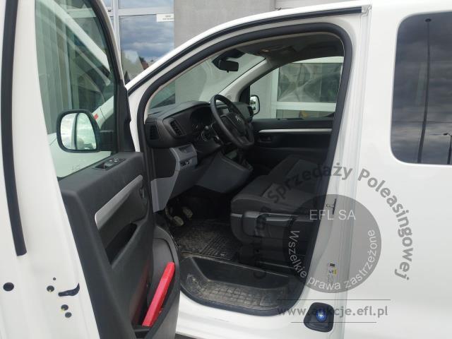 8 - Citroen Jumpy 2.0 BlueHDi XL 3,1t Club 2021r. DW1RK85 UWAGA!! Pojazd znajduje się w lokalizacji: Janki, Al. Krakowska 52, 05-090 Janki