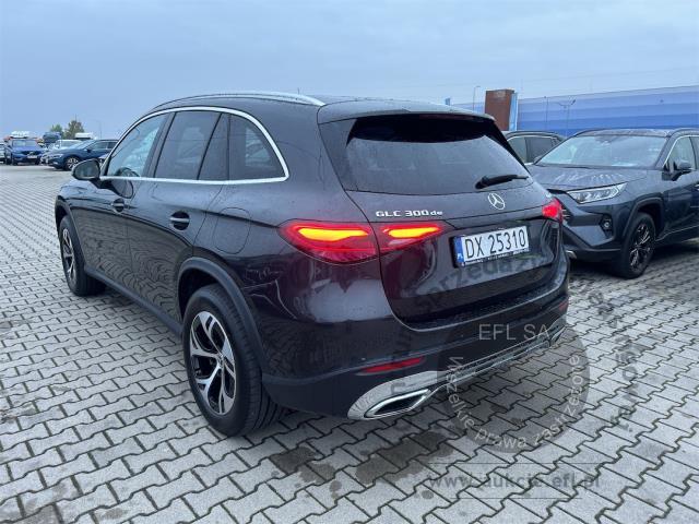 2 - MERCEDES BENZ GLC 300 DE 4-MATIC AVANTGARDE 2024r. DX25310 Uwaga! Pojazd znajduje się w firmie MDM AUTO sp. z o.o. ul.Morska 78/A 81-225 Gdynia