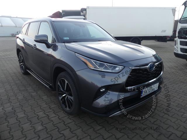 3 - TOYOTA HIGHLANDER 2.5 HYBRID CVT  2021r.