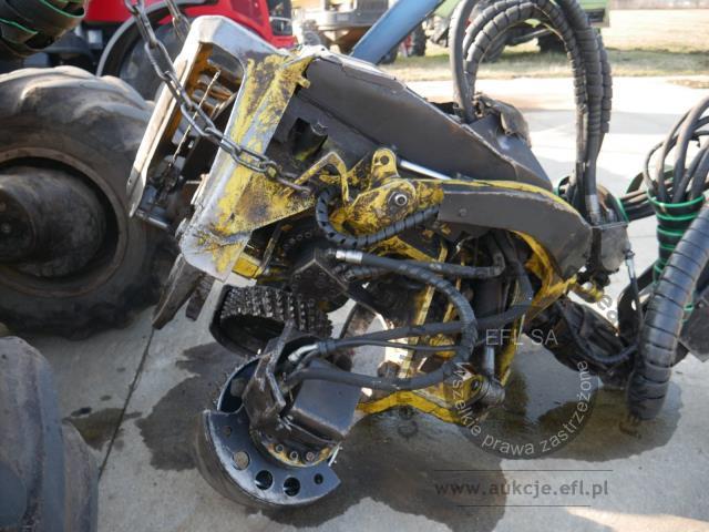 8 - Kombajn zrębowy Timberjack 1270D 2004r.