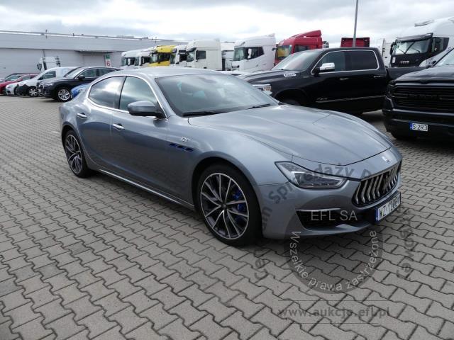 3 - MASERATI GHIBLI GT HYBRID 2.0 330KM  2022r.