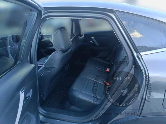 18 - CITROEN C4 X 1.2 PT 130 EAT8 SHINE 2023r.