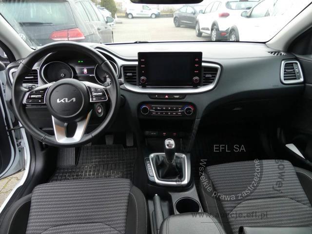 4 - Kia Cee&#39;d 1.5 T-GDI M Kombi 2022r. PY05461  DW5SL38 UWAGA!! Pojazd znajduje się w firmie AUTO MOTO CENTRUM sp. z o.o. ul. Ostrowska 328 (przy Trasie Katowickiej) 61-312 Poznań