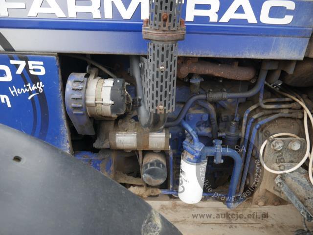 8 - Ciągnik rolniczy FARMTRAC  6075DTN  2015r.