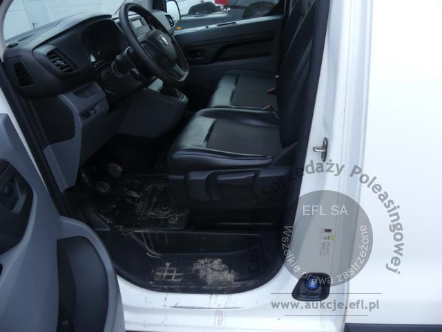 7 - Toyota ProAce 1.5 D-4D Long 2,8t Active 2021r. DW8PY43 Magnice