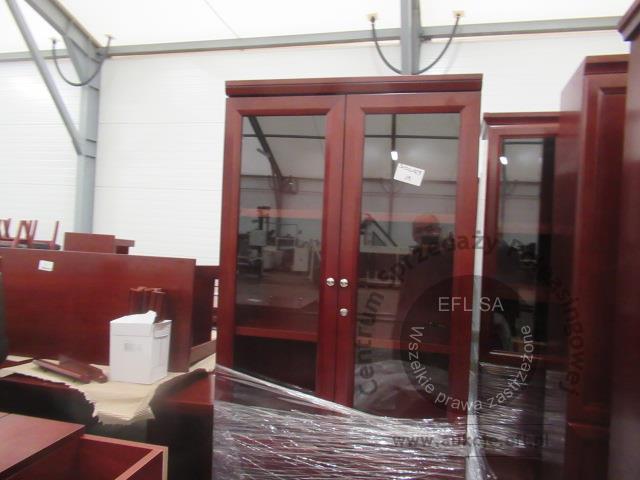 19 - Zestaw mebli wg. specyfikacji