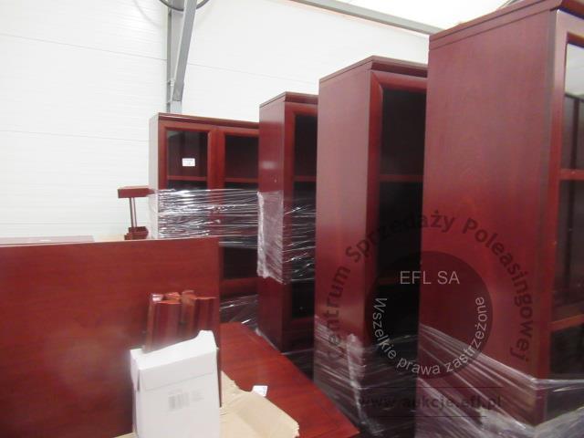 47 - Zestaw mebli wg. specyfikacji