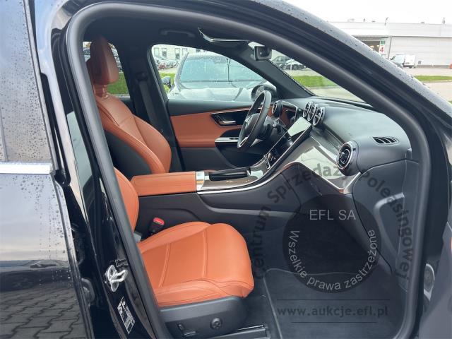 8 - MERCEDES BENZ GLC 300 DE 4-MATIC AVANTGARDE 2024r. DX25628 Pojazd znajduje się w firmie MDM AUTO sp. z o.o. ul. Zawodników 1, 80-729 Gdańsk