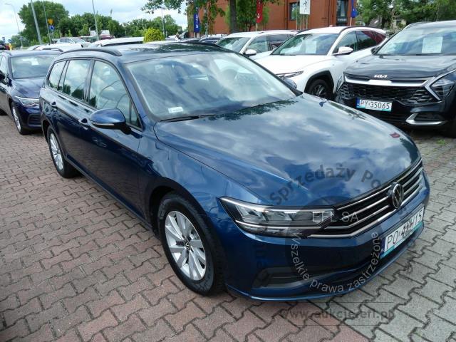 2 - Volkswagen Passat 2.0 TDI EVO Essence 2022r. PO4XH15 AUTO MOTO CENTRUM Sp. z o.o. Poznań 61-312, ul. Ostrowska  328