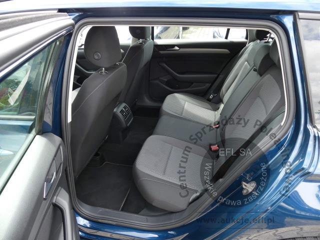 6 - Volkswagen Passat 2.0 TDI EVO Essence 2022r. PO4XH15 AUTO MOTO CENTRUM Sp. z o.o. Poznań 61-312, ul. Ostrowska  328